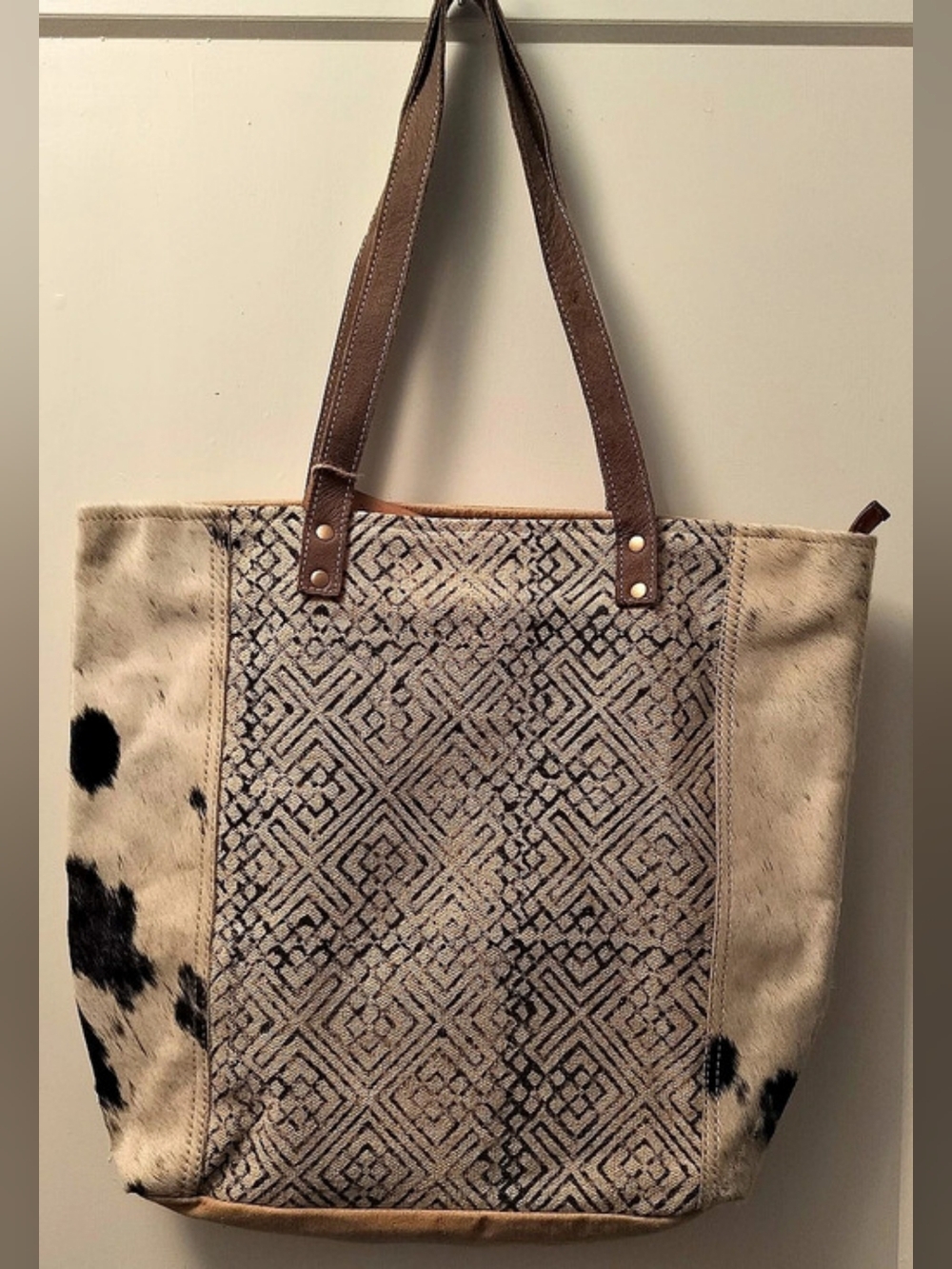 Clea Ray Large Tote Bag Brown/Cream Pattern With Hair On Hide Side Panels